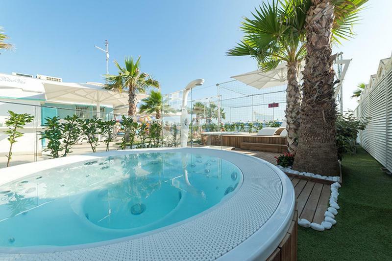 Hotel Liane Riccione Eksteriør bilde